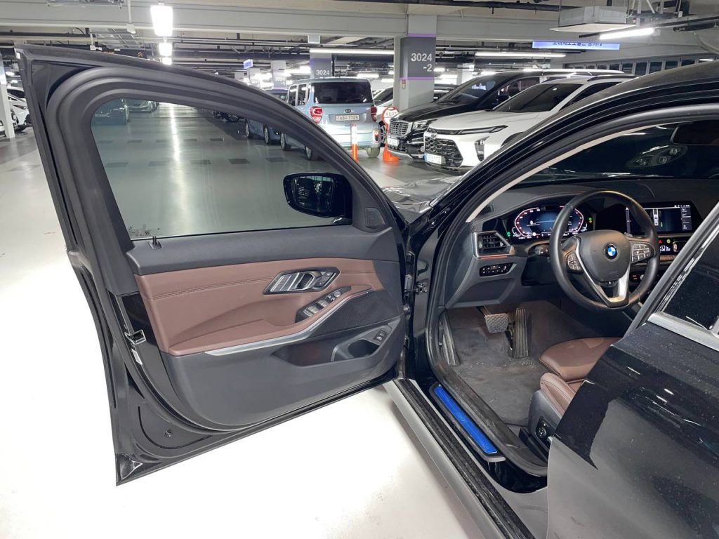 BMW 3 (G20) 320i Luxury