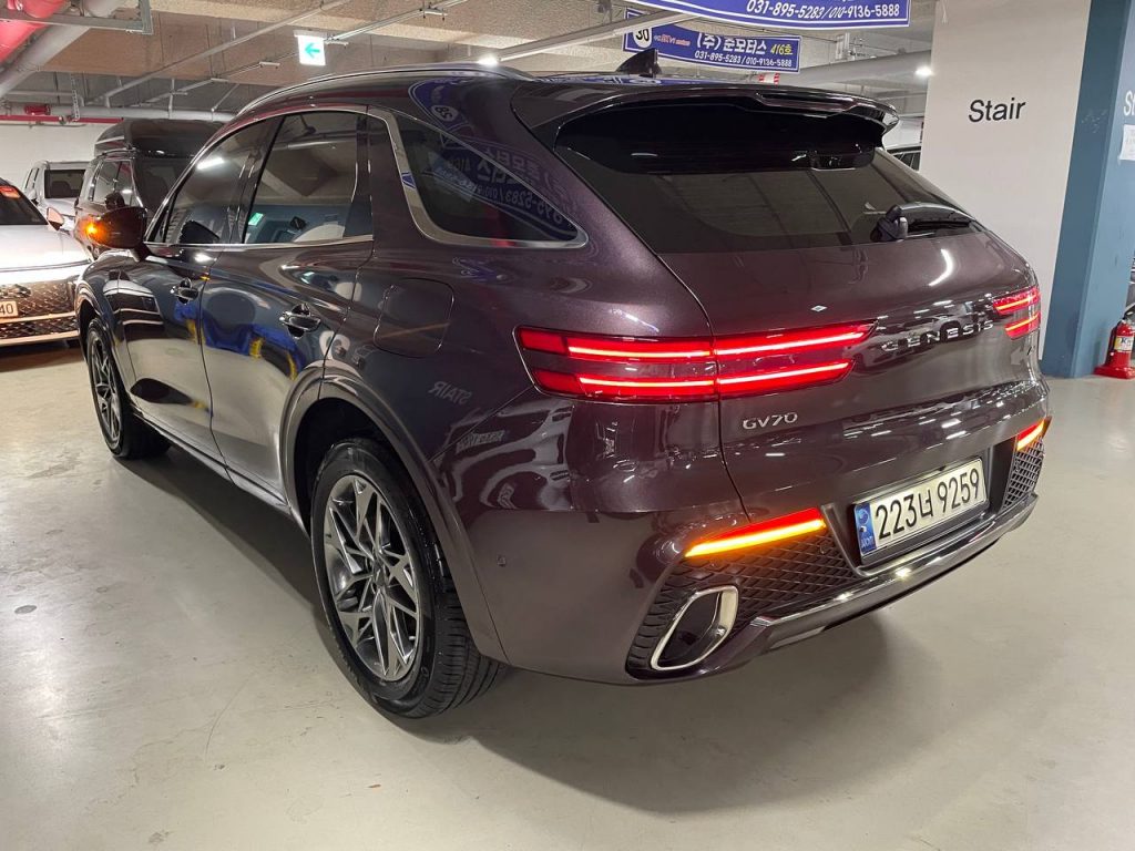 Genesis GV70 2.5T/АWD