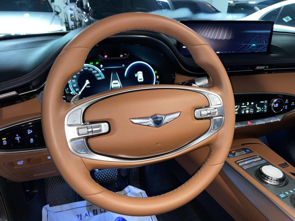 Genesis GV70 2.5T/АWD