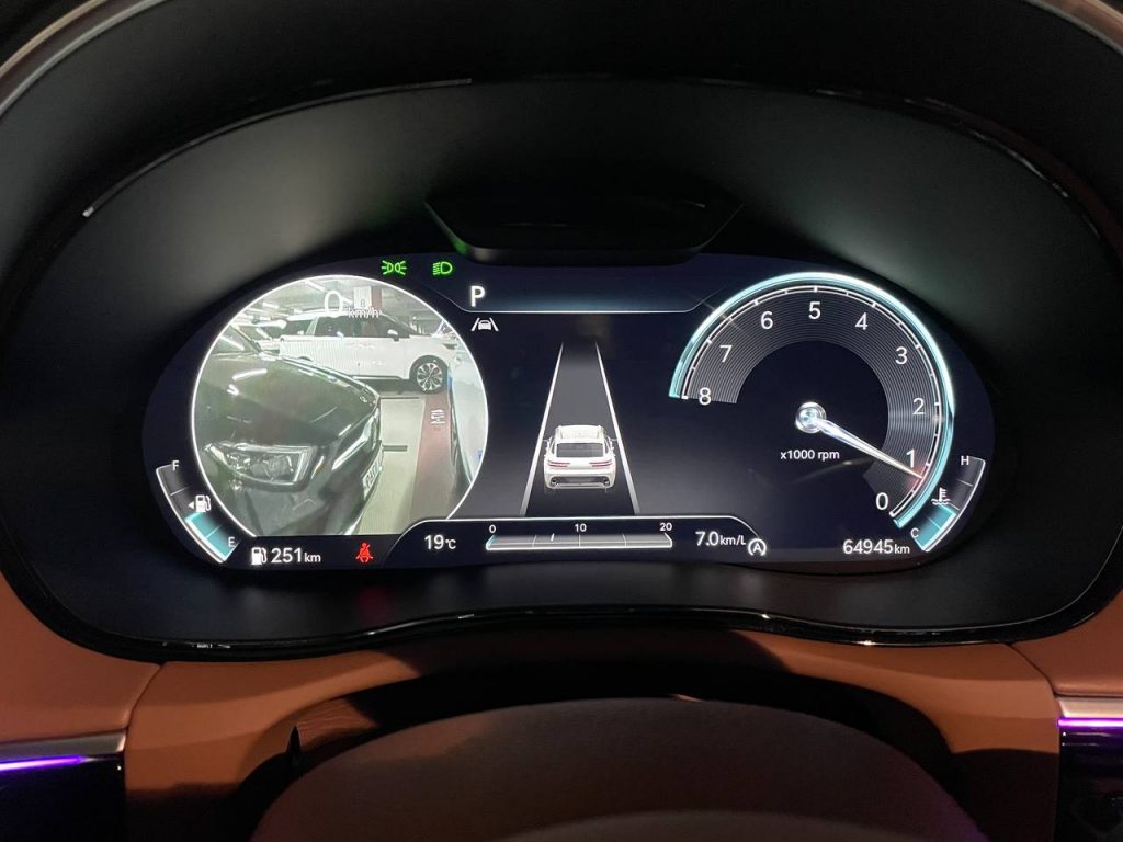 Genesis GV70 2.5T/AWD
