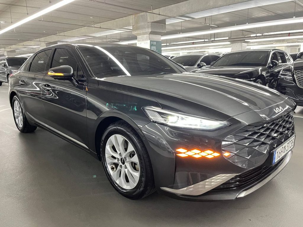 Kia K8 2.5/2WD Noblesse