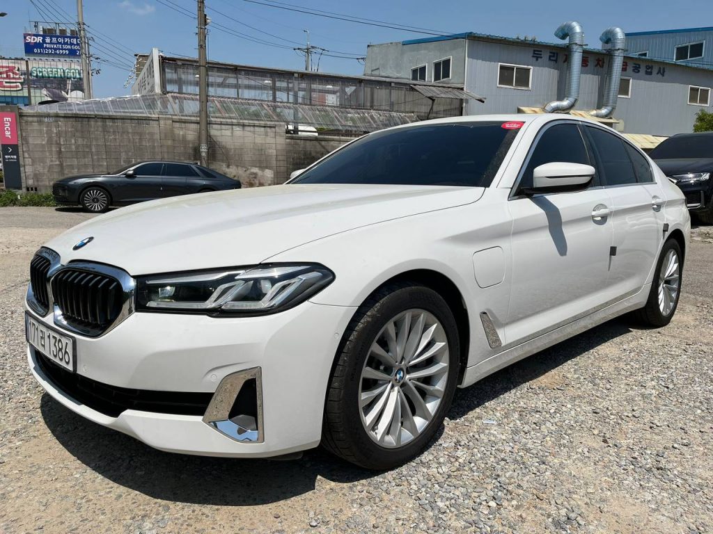 BMW 5 Series (G30) 530e Luxury
