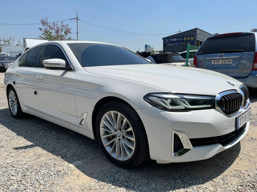 BMW 5 Series (G30) 530e Luxury