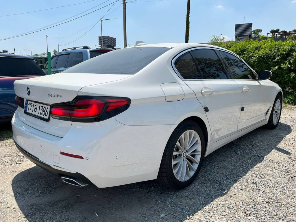 BMW 5 Series (G30) 530e Luxury