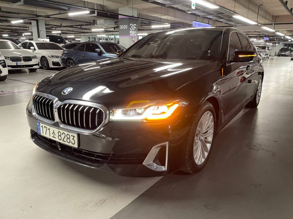 BMW 5 Series (G30) 520i Luxury