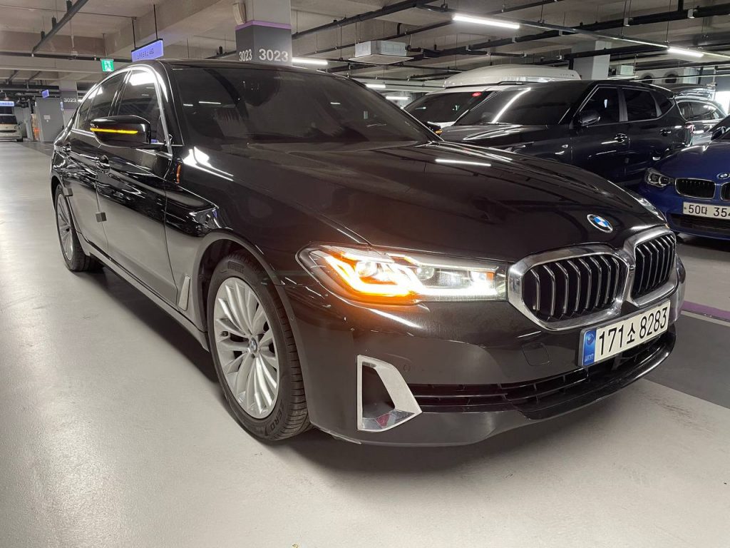 BMW 5 Series (G30) 520i Luxury