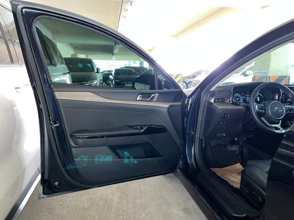Kia K5 3gen 2.0 Noblesse