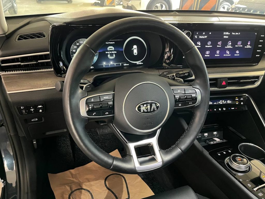 Kia K5 3gen 2.0 Noblesse