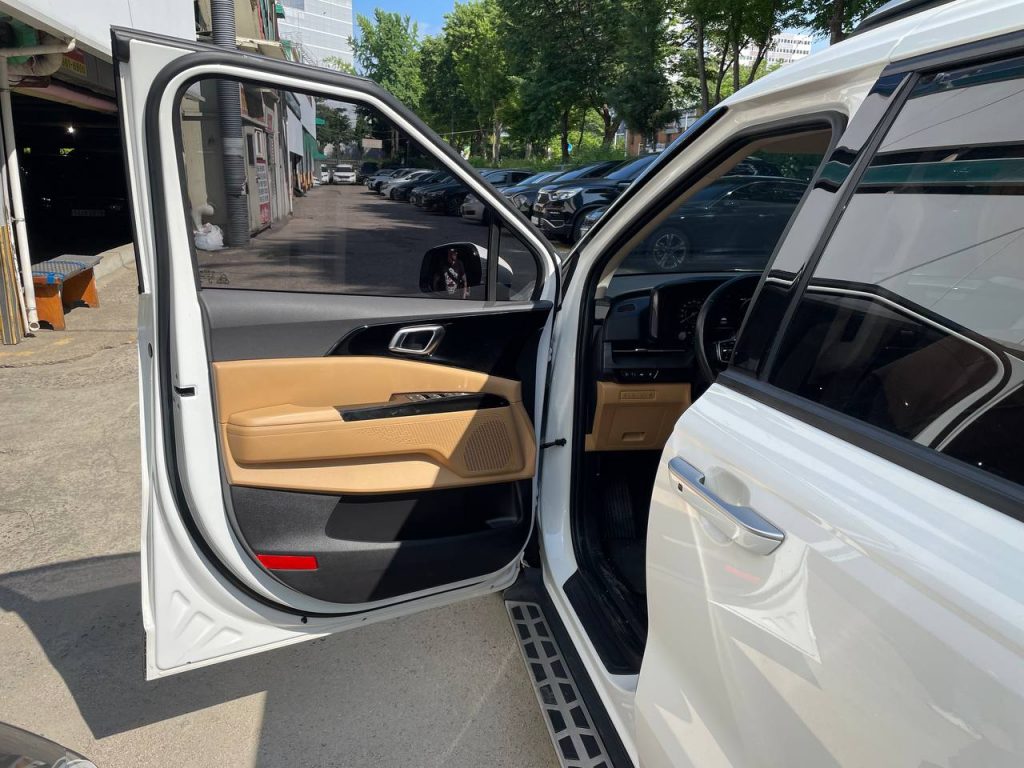 Kia Carnival 4 gen. 9-seater Noblesse