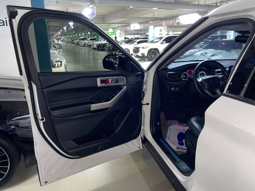 Ford Explorer 6gen 2.3/4WD Limited
