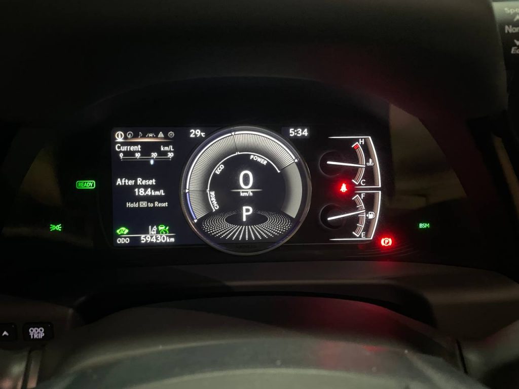 Lexus ES300h 7gen. HEV Luxury Plus