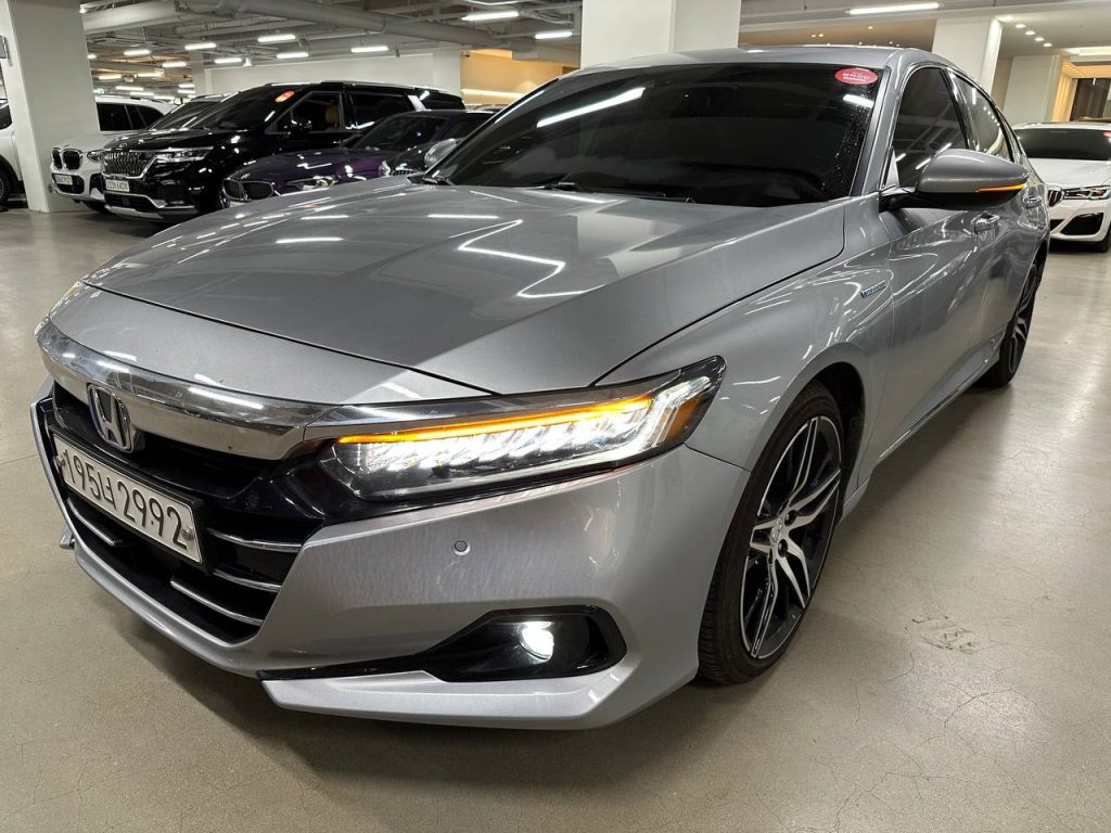 Honda Accord 10gen 2.0 Hybrid Touring