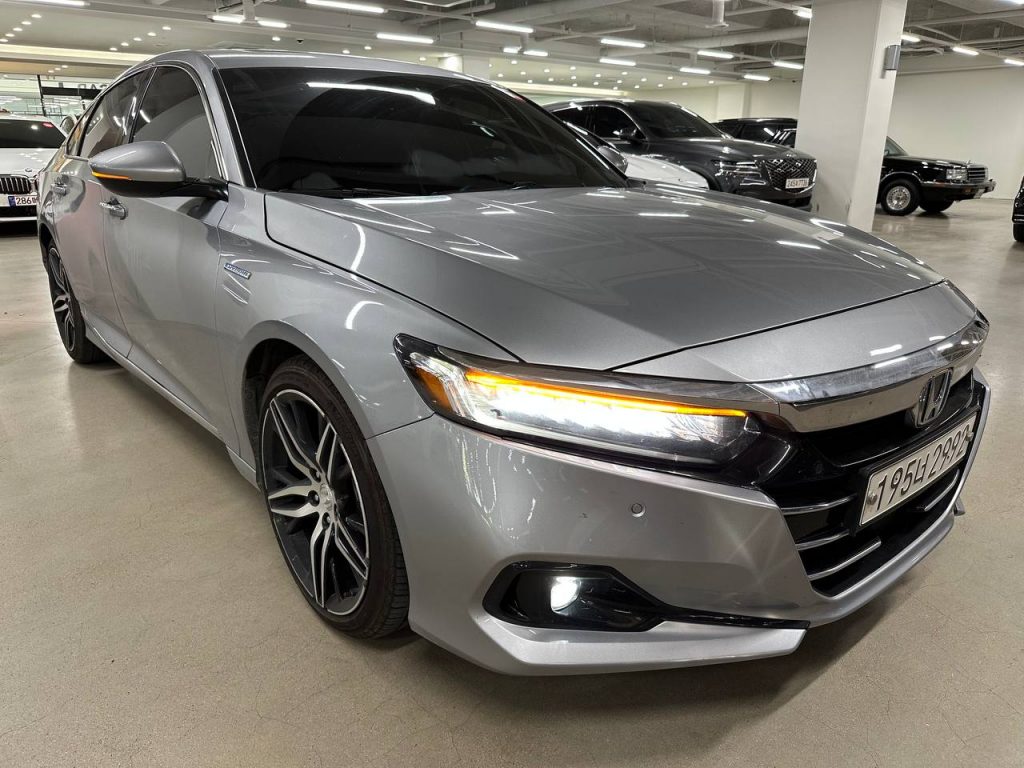 Honda Accord 10gen 2.0 Hybrid Touring