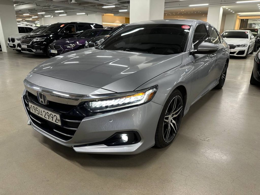 Honda Accord 10gen 2.0 Hybrid Touring