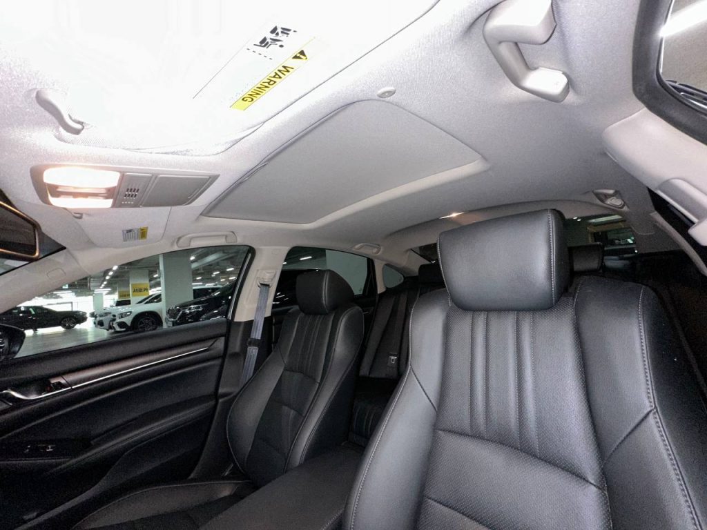 Honda Accord 10gen 2.0 Hybrid Touring