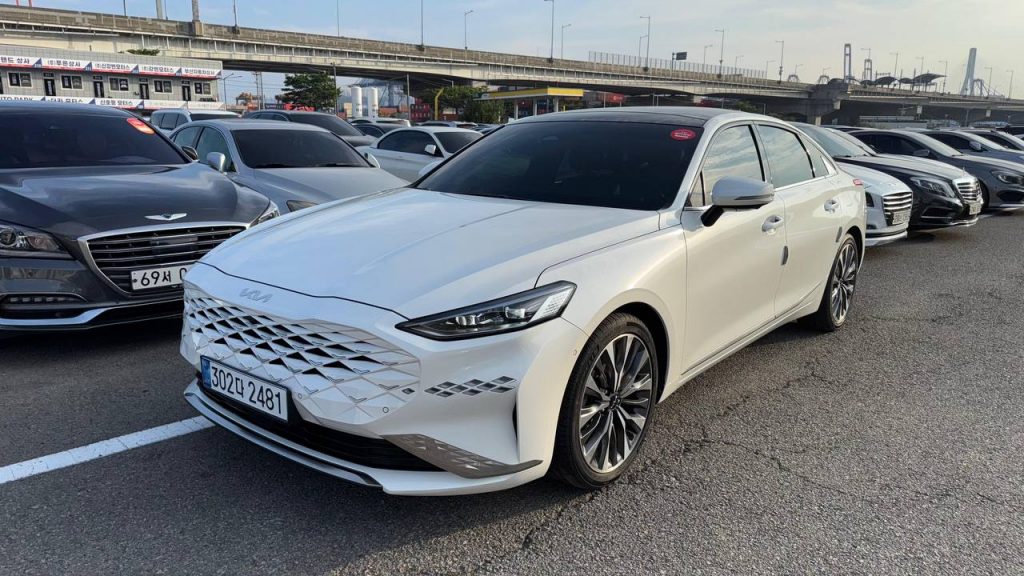 Kia K8 2.5/2WD Noblesse