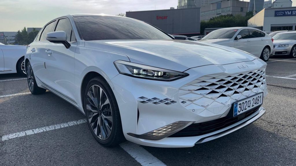 Kia K8 2.5/2WD Noblesse
