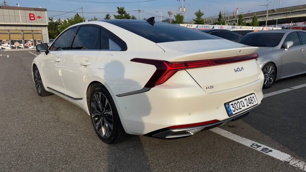 Kia K8 2.5/2WD Noblesse