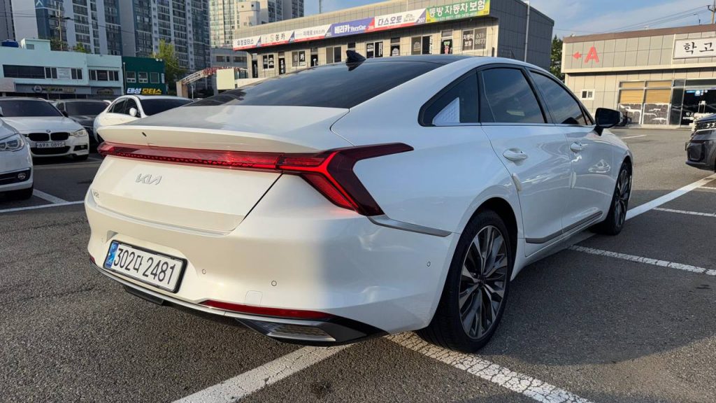 Kia K8 2.5/2WD Noblesse