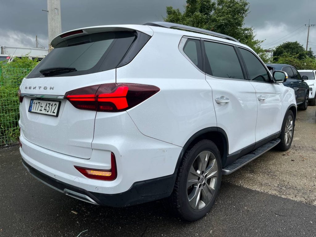 SsangYong All New Rexton 2.2 4WD Prestige