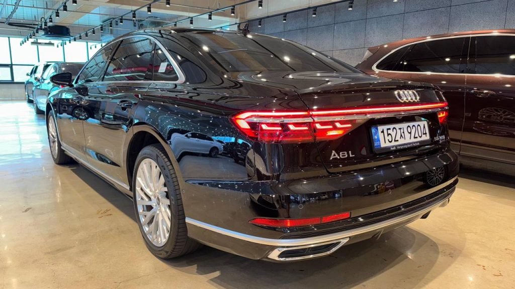 Audi A8 (D5) 55 TFSI Quattro Premium LWB