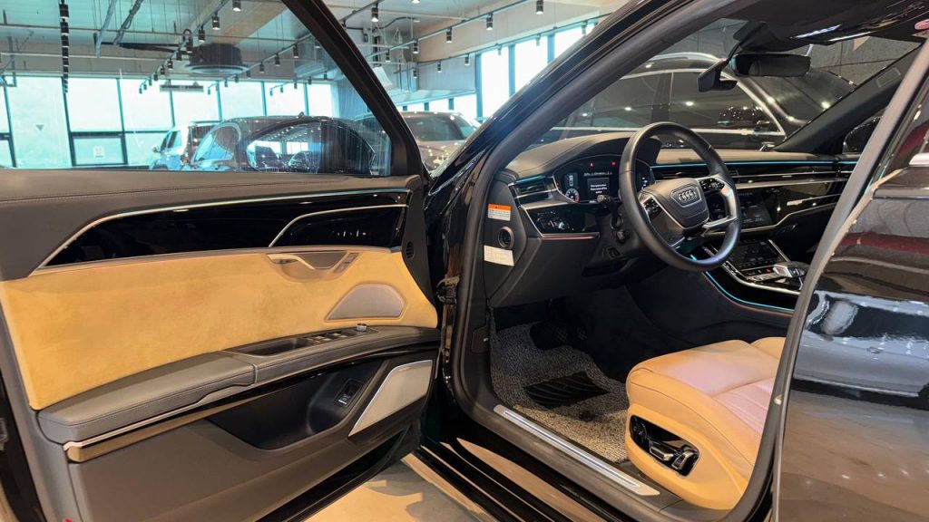 Audi A8 (D5) 55 TFSI Quattro Premium LWB
