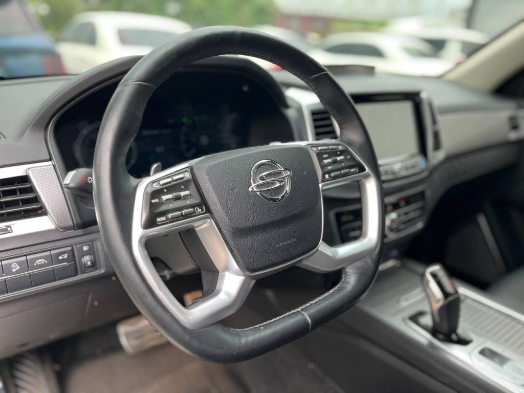 SsangYong All New Rexton 2.2 4WD Prestige