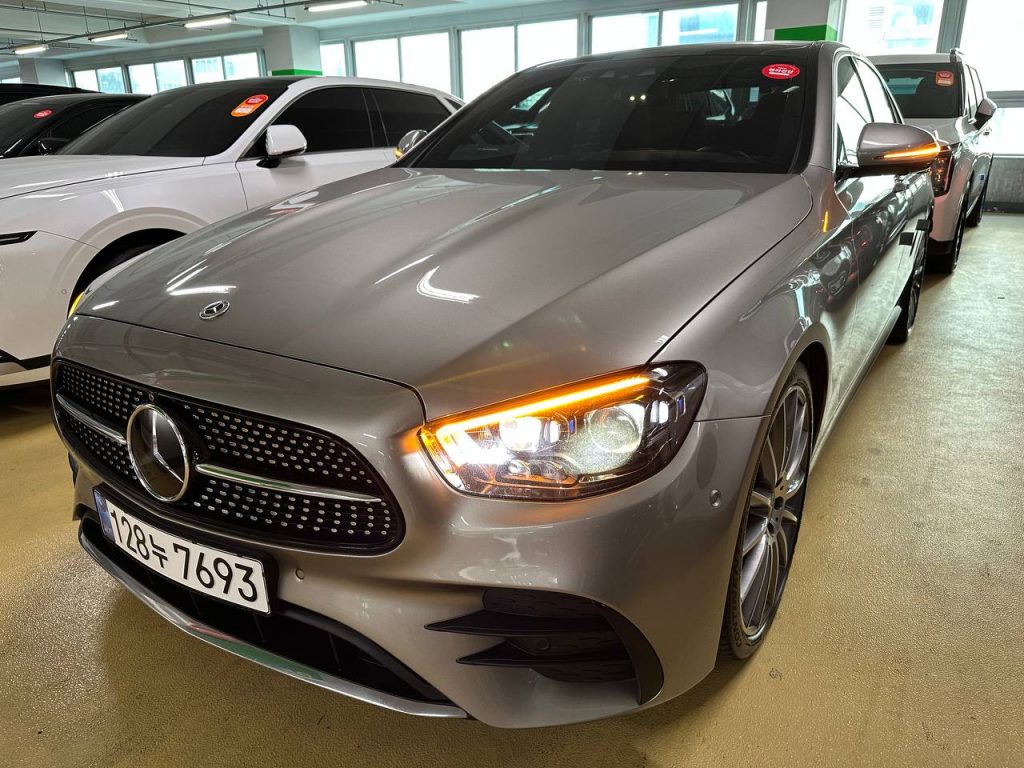 Mercedes Benz E-class W213 E350 1991 cc 4MATIC AMG Line