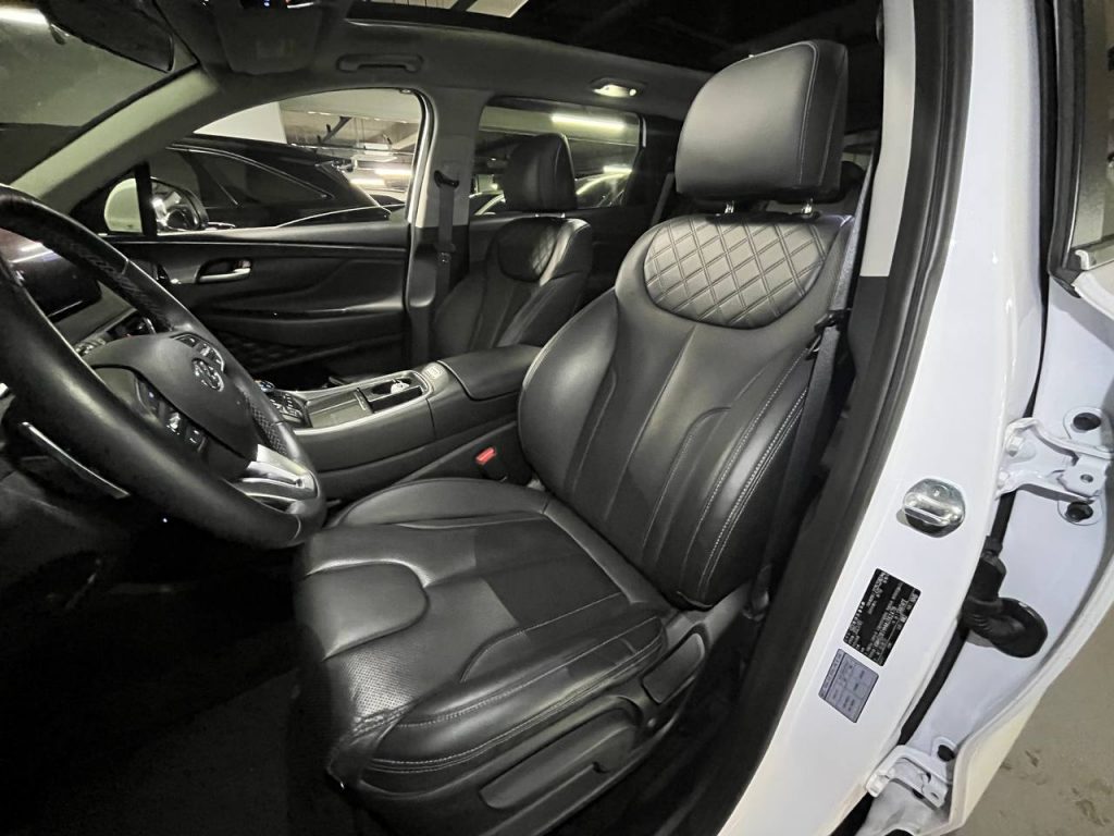 Hyundai The New Santafe 2.24WD Calligraphy