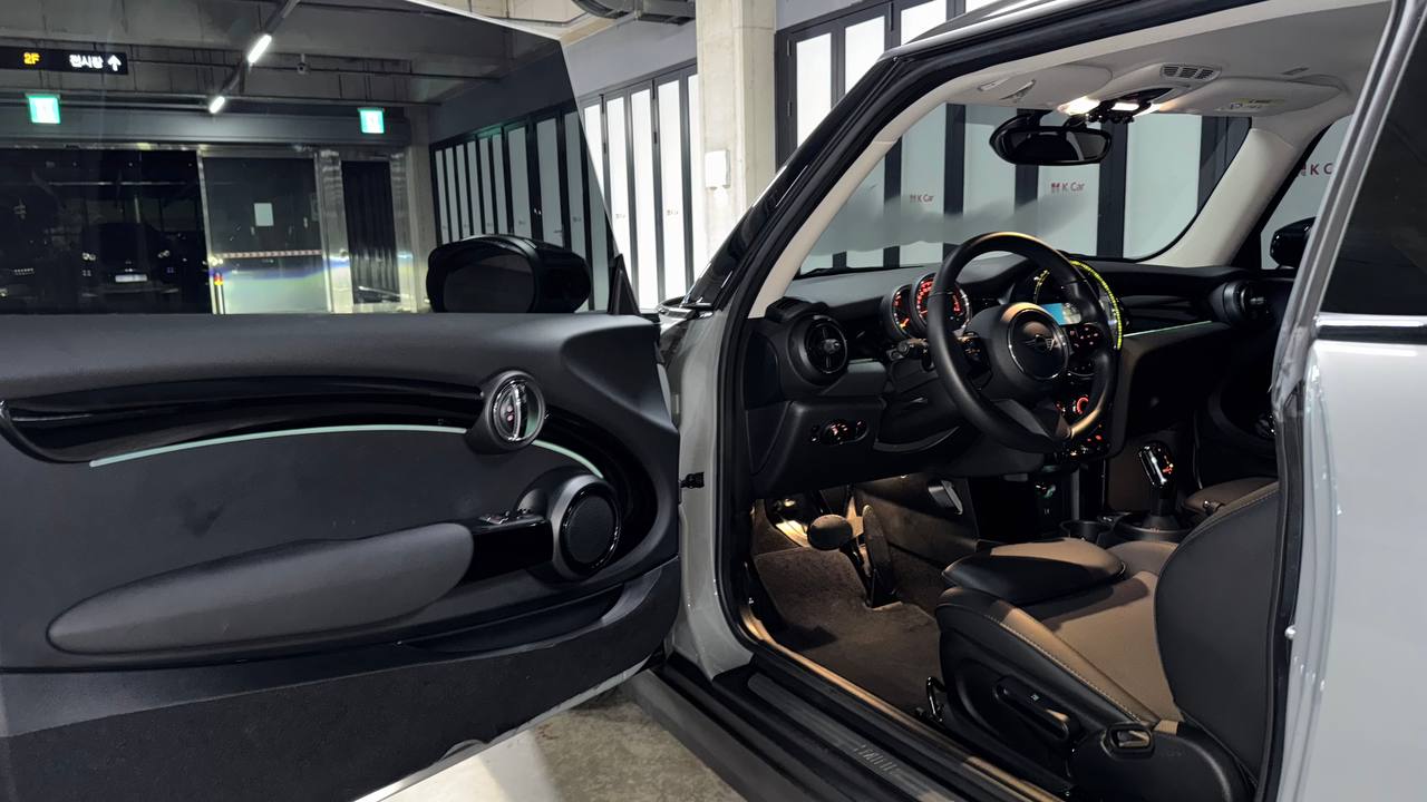 photo_2845@06-08-2025_05-28-11