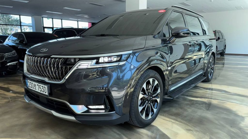 Kia Carnival 4 gen. 7-seater Noblesse