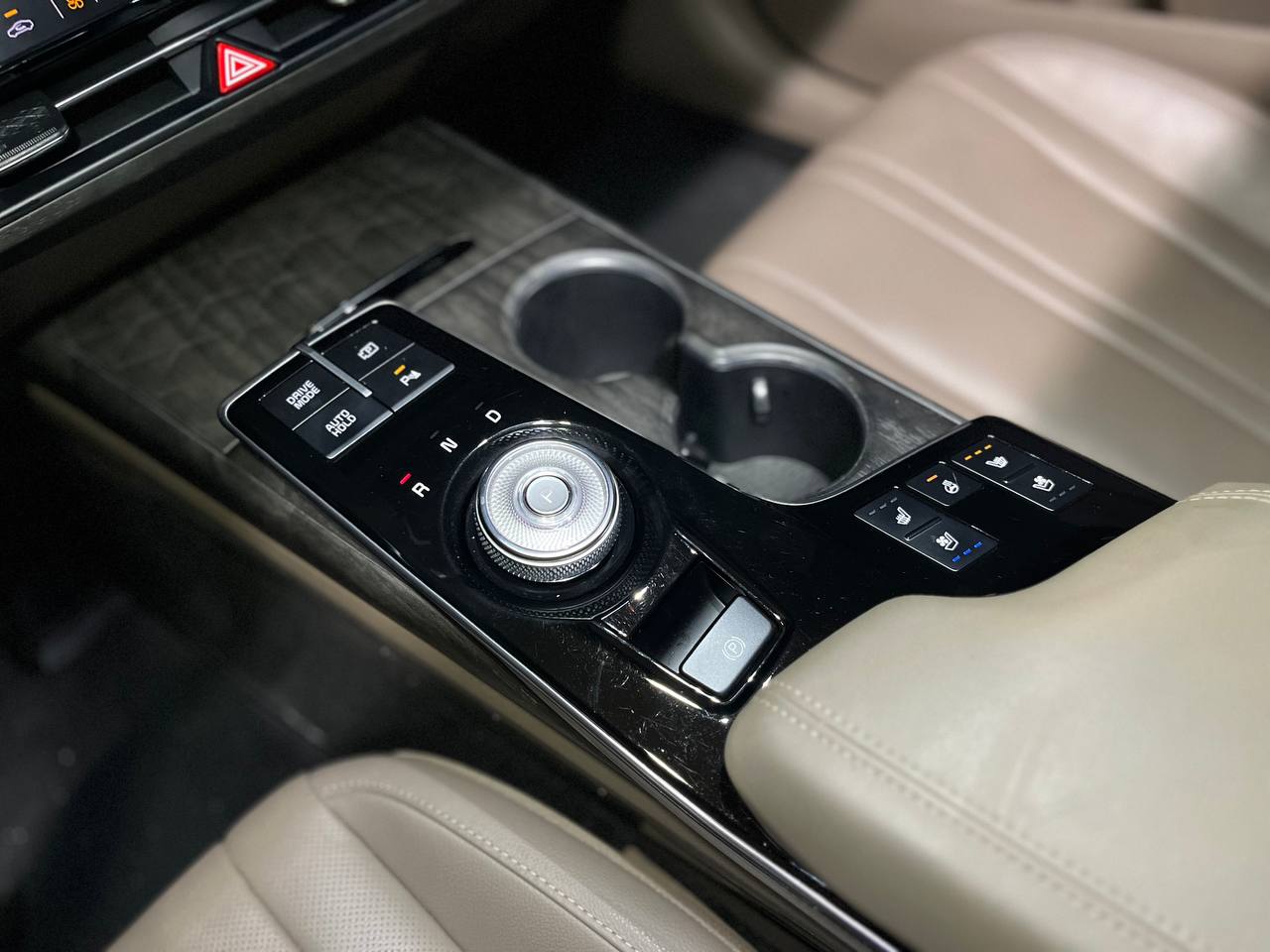 photo_2908@27-08-2025_12-01-01