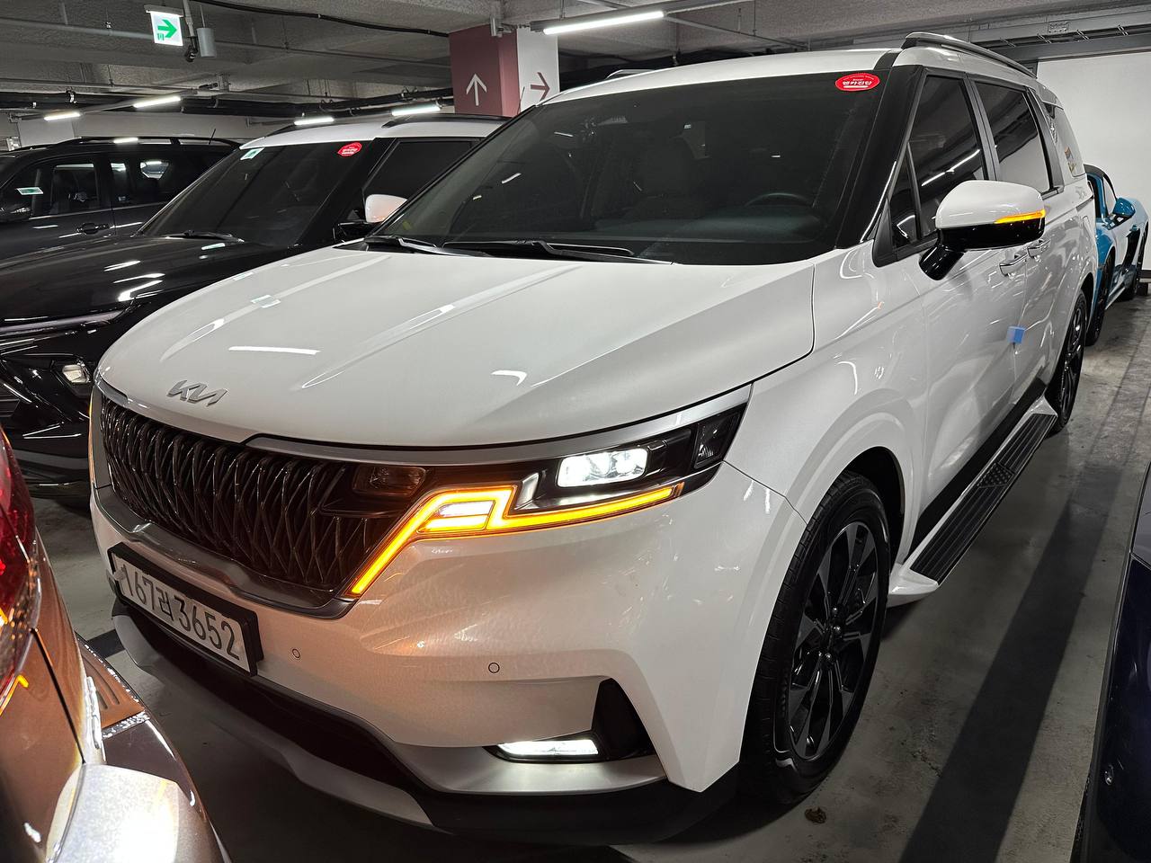 Kia Carnival 4 gen. 9-seater Prestige