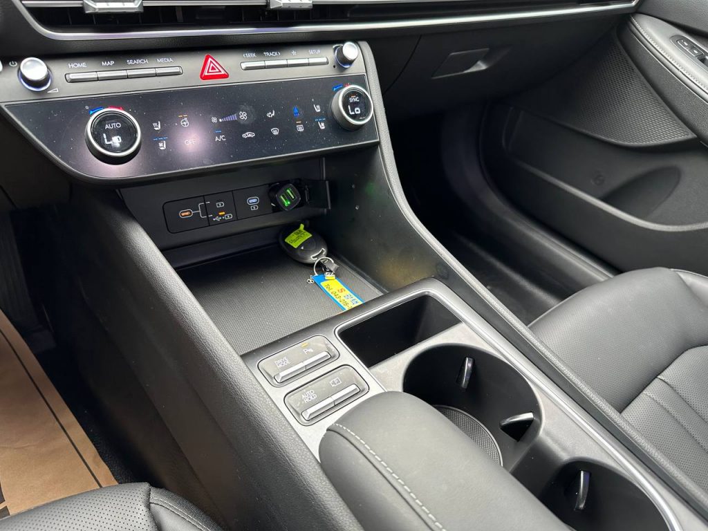 Hyundai Sonata The Edge 2.0 LPG Mobility