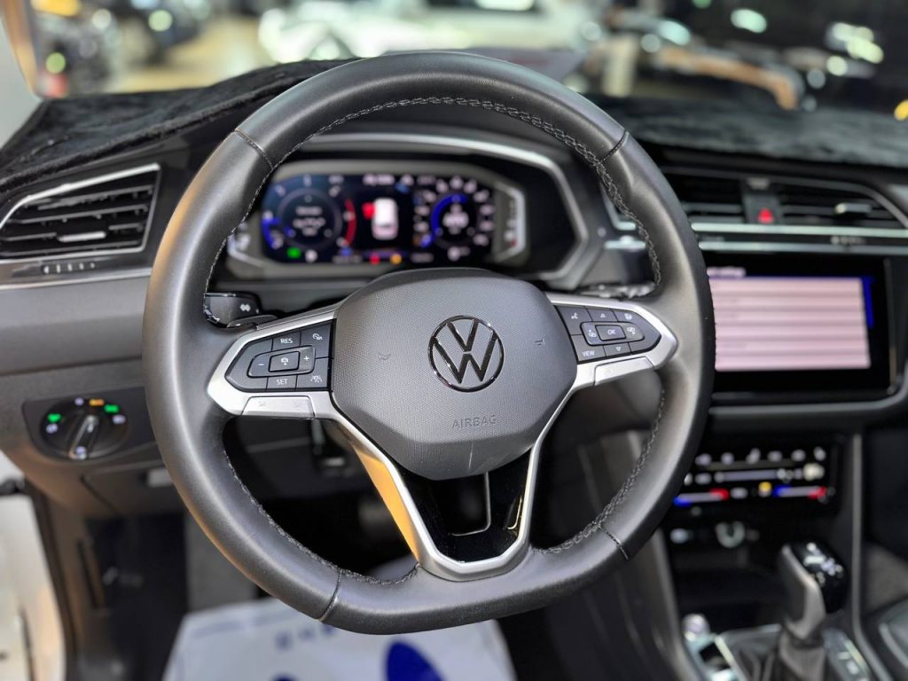 Volkswagen Tiguan 2 gen 2.0 TDI Premium