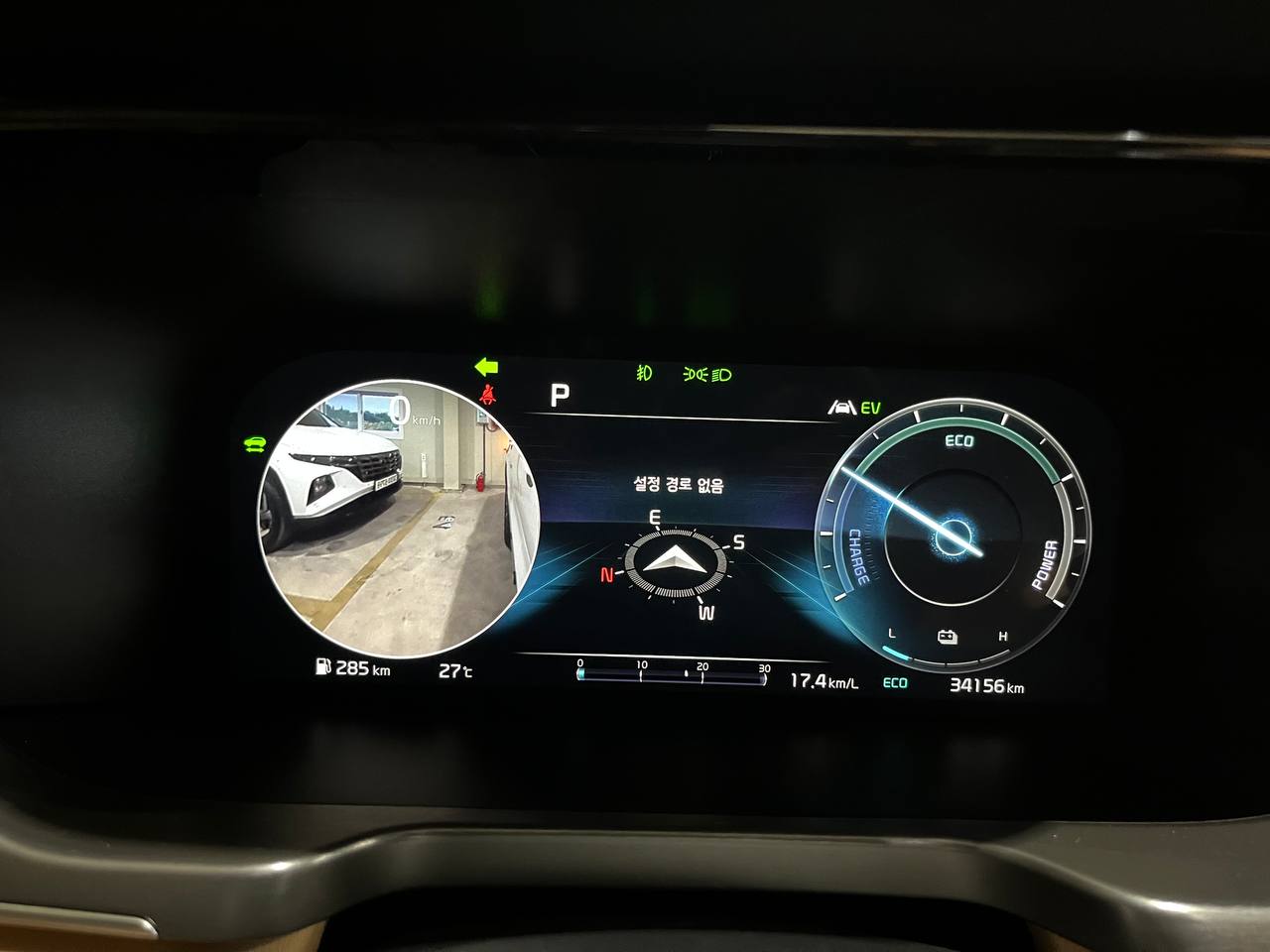 photo_2806@24-09-2025_09-01-51