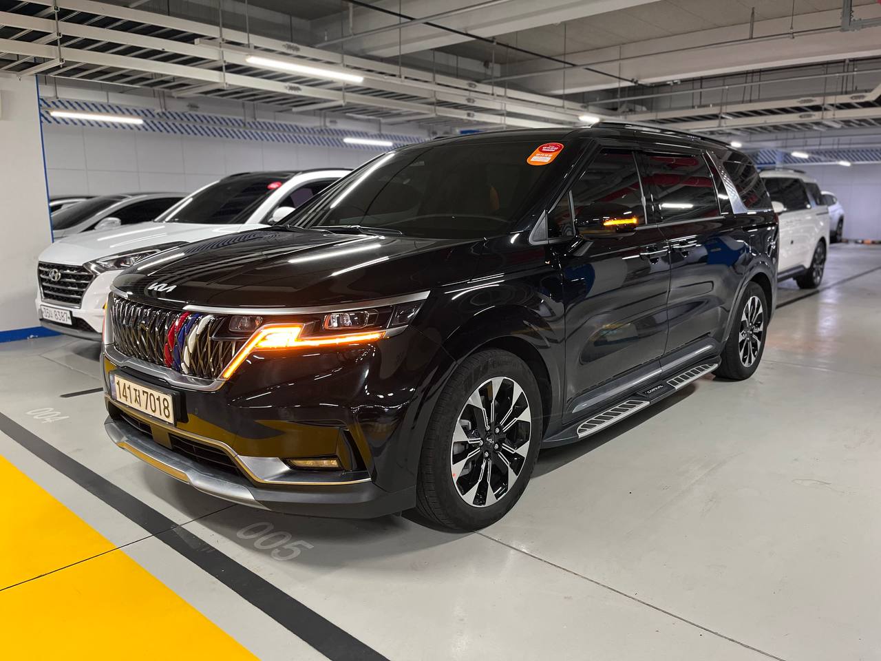 Kia Carnival 4 gen. 9-seater Signature