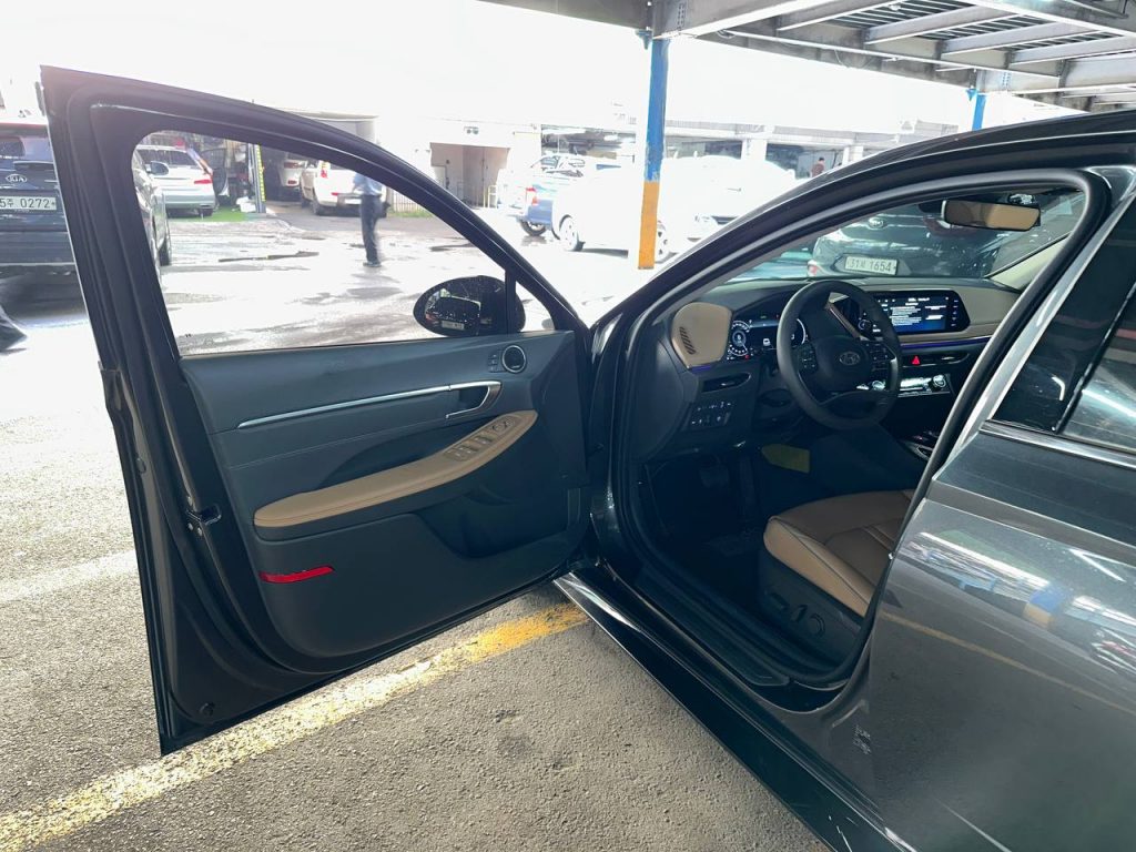 Hyundai Sonata (DN8) 1.6T Inspiration