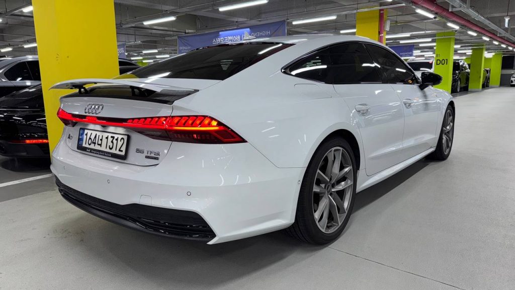 Audi A7 (4K) 55TFSI Quattro Premium