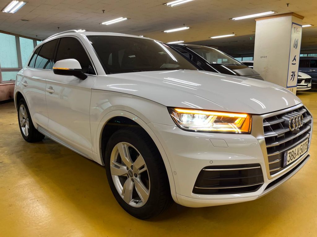 Audi Q5 (FY) 40TDI Quattro Premium