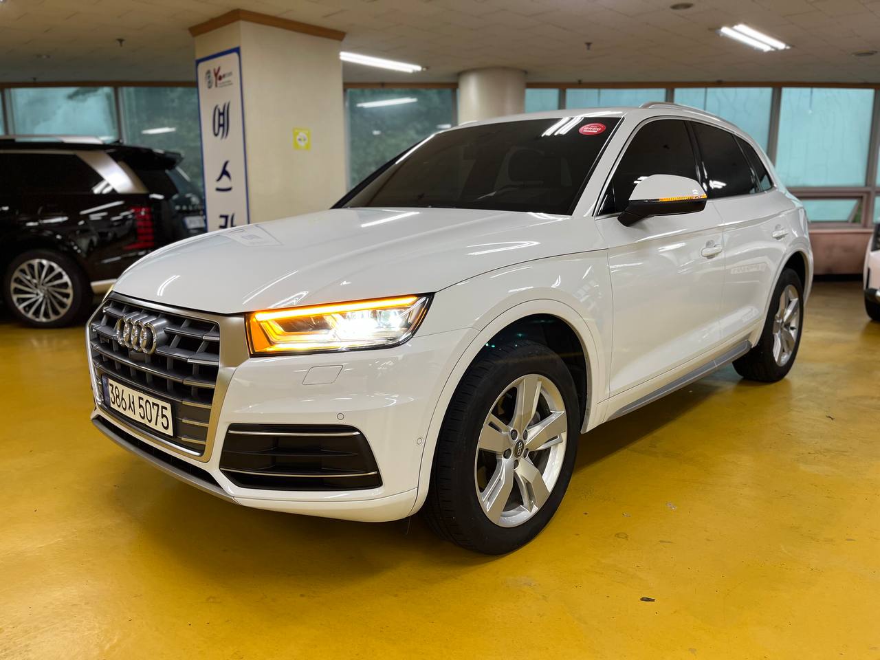 Audi Q5 (FY) 40TDI Quattro Premium