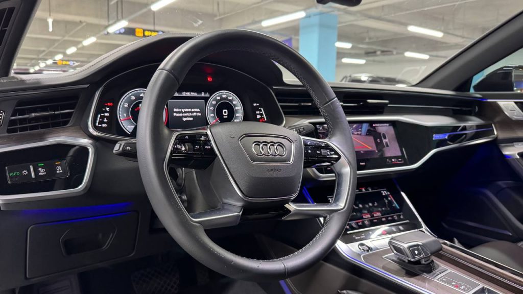 Audi A7 (4K) 55TFSI Quattro Premium