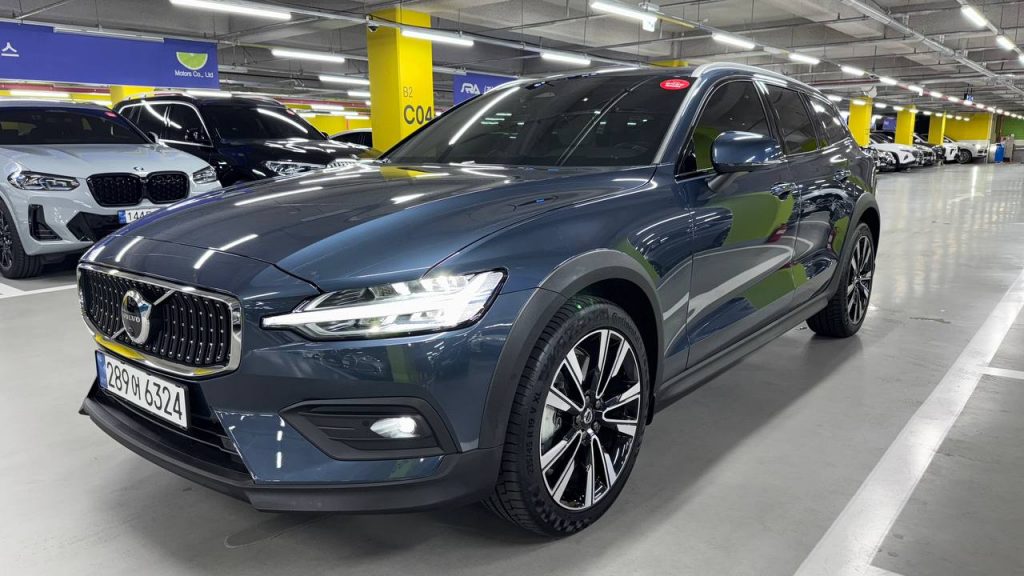 Volvo V60 Cross Country B5 Ultimate AWD