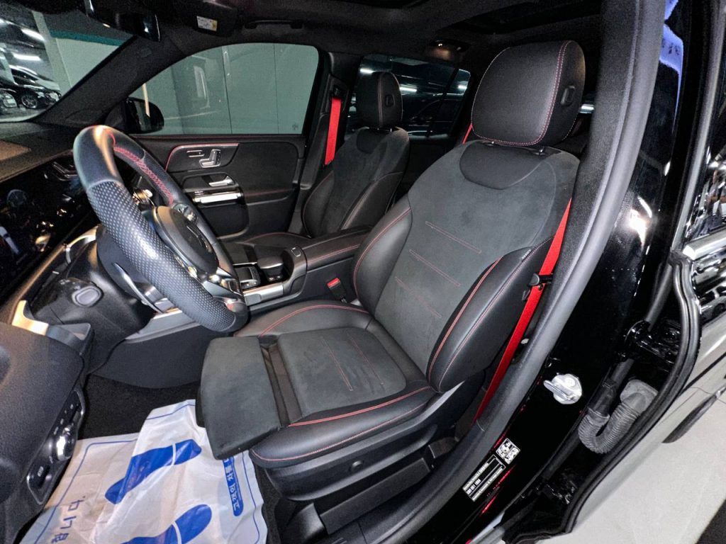 Mercedes Benz GLB-class X247 AMG GLB35 4MATIC