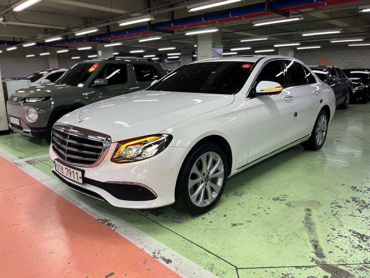 Mercedes Benz E-class W213 E300 4MATIC Exclusive