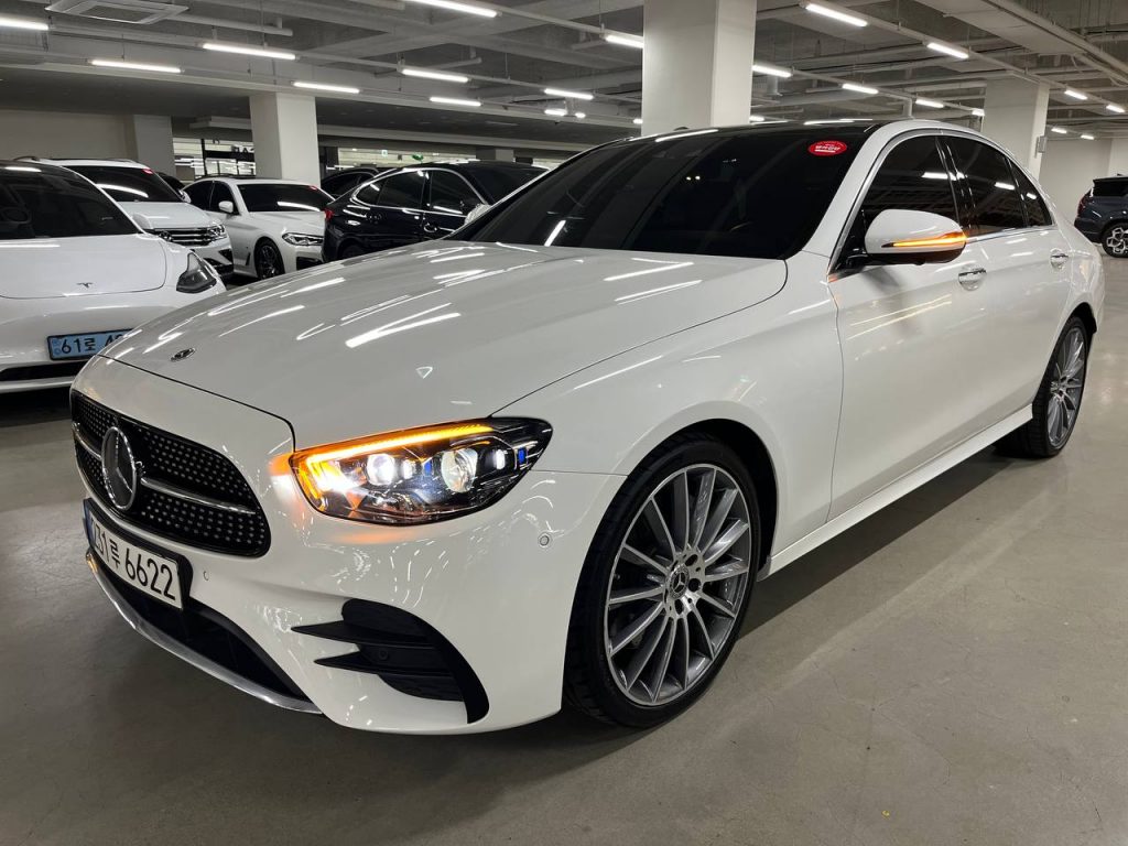 Mercedes Benz E-class W213 E350 4MATIC AMG Line