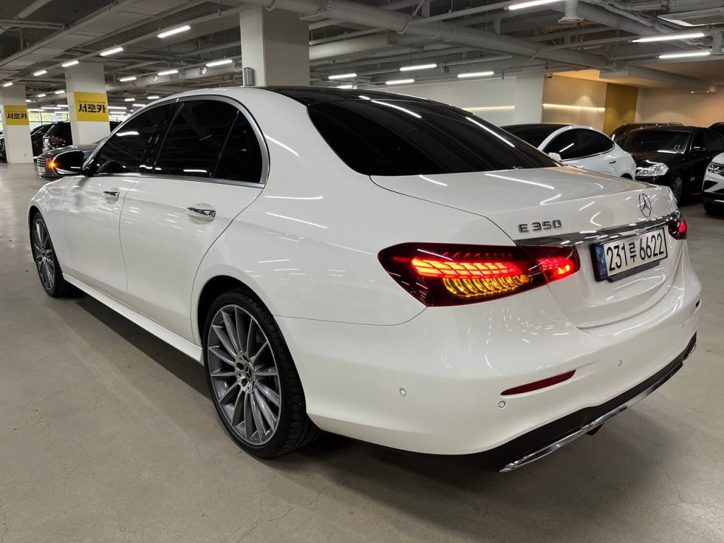 Mercedes Benz E-class W213 E350 4MATIC AMG Line