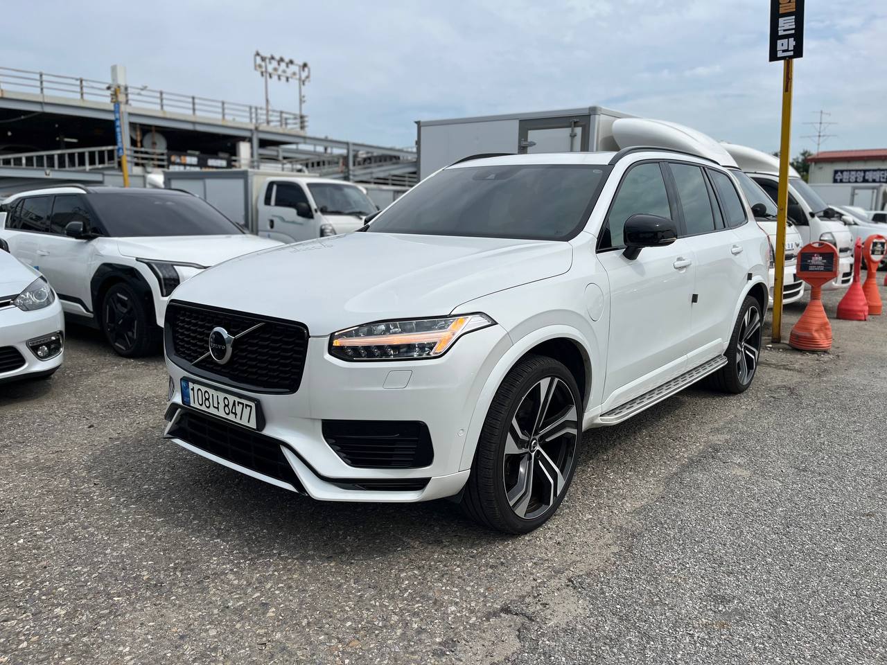 Volvo XC90 2gen T8 R-Design HEV