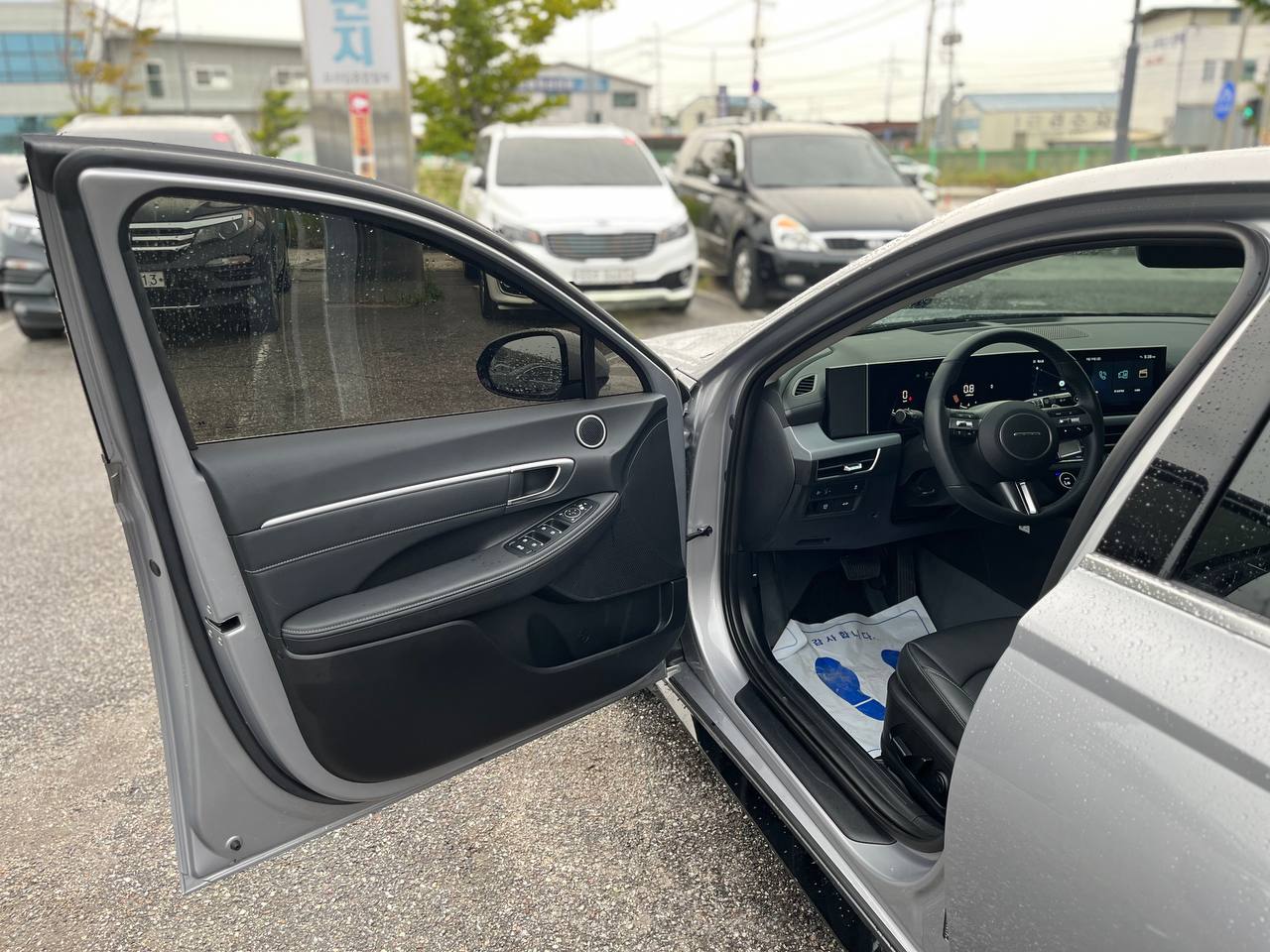 photo_2977@22-09-2025_06-03-25