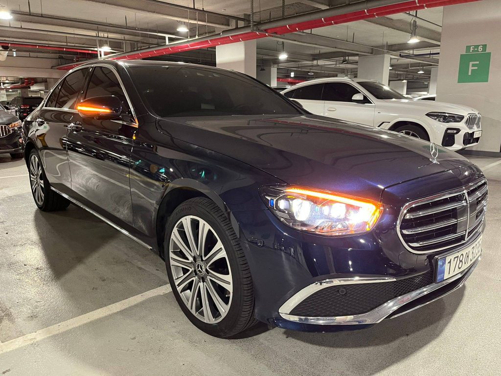 Mercedes Benz E-class W213 E350 4MATIC Exclusive